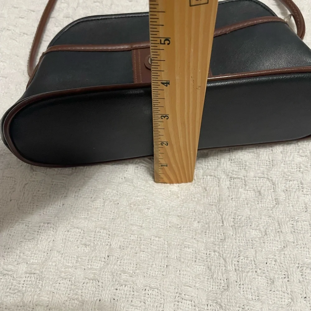 Liz Claiborne elegant crossbody